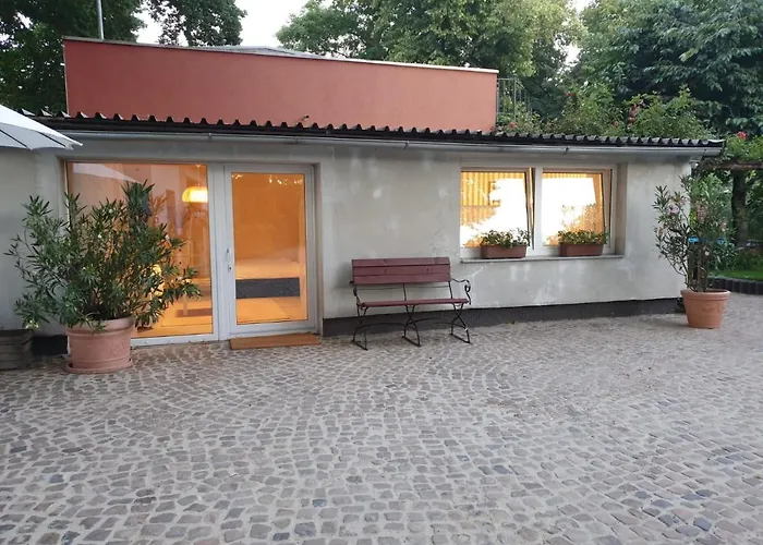 Ferienwohnung Lindenhof, zentrumsnah mit Terrasse und Grillmöglichkeit